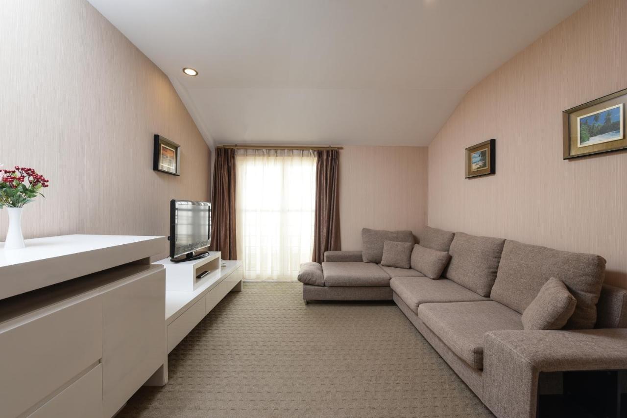Family Hotel Zane パグ エクステリア 写真